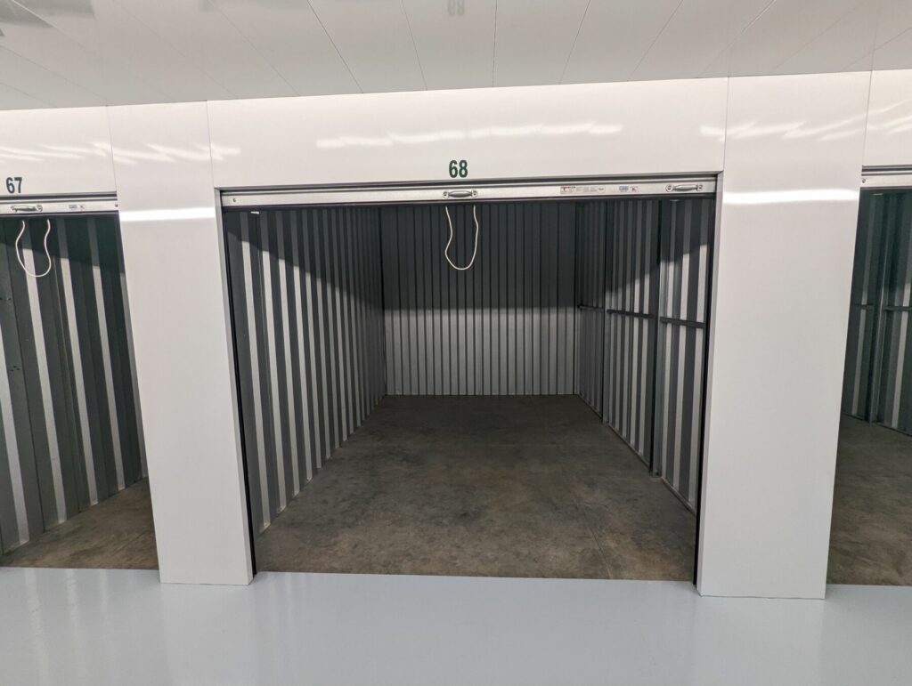 Ample Storage Newton Ample Storage